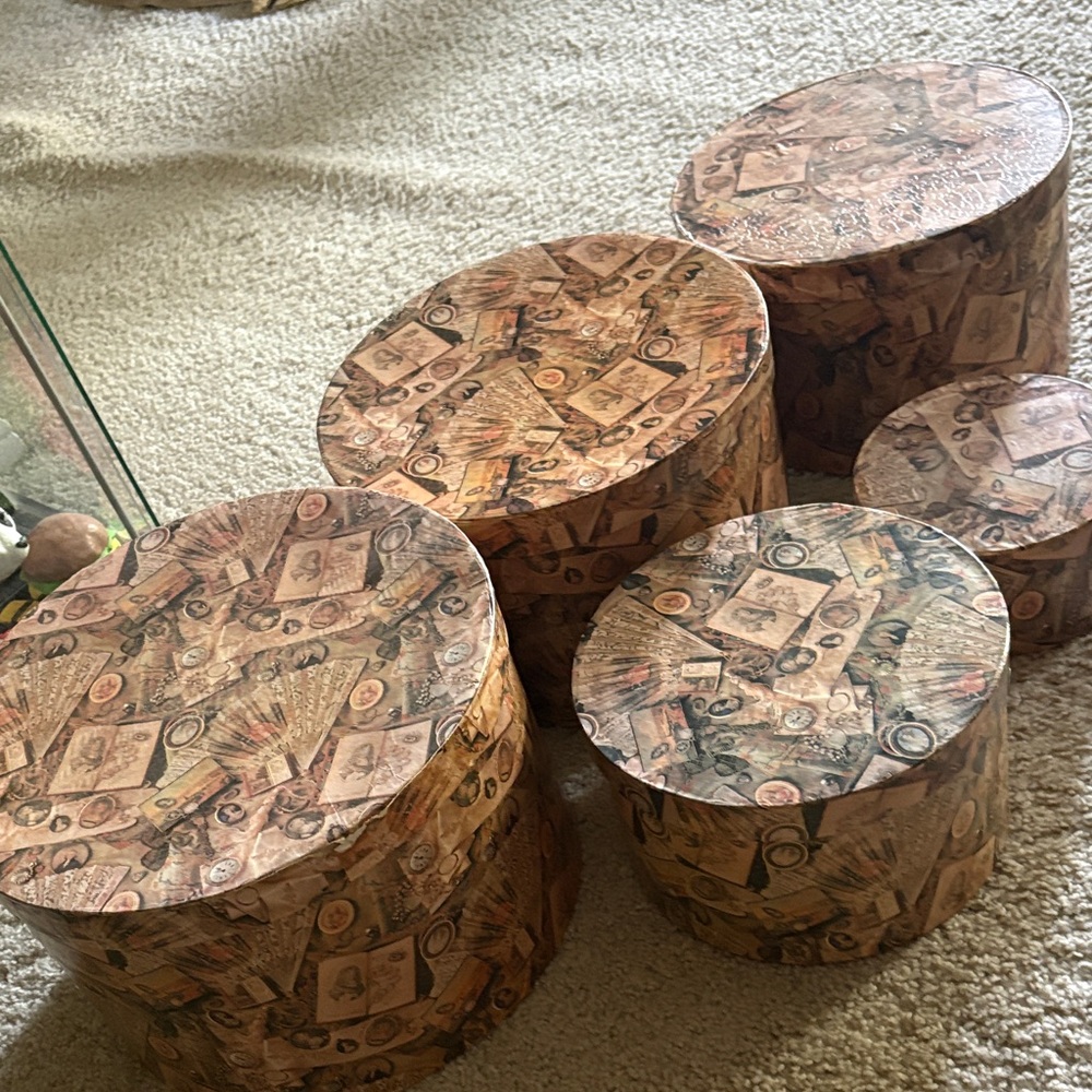 Victorian round nesting boxes